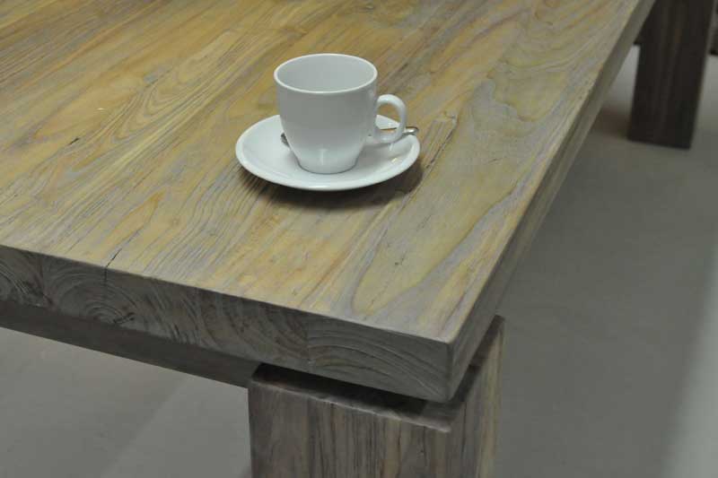 Forte - der ungewöhnlliche Tisch<br> aus massivem Holz